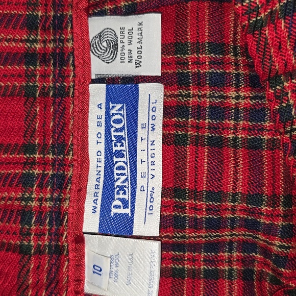 Pendleton 80's Red 100% Wool Tartan Suit Blazer & Pleated Skirt Womens Size 10P - Picture 10 of 15